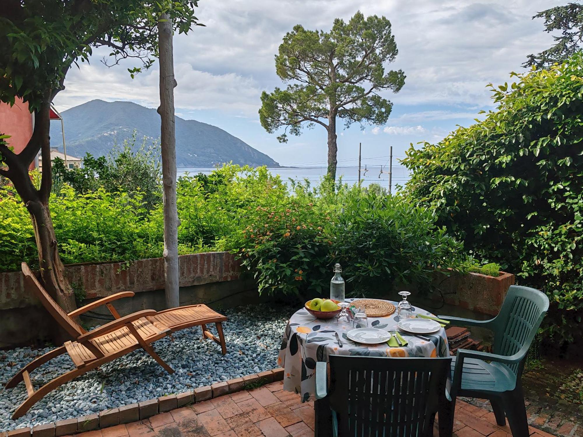B&B La Taverna Di Mulinetti 렉코 외부 사진